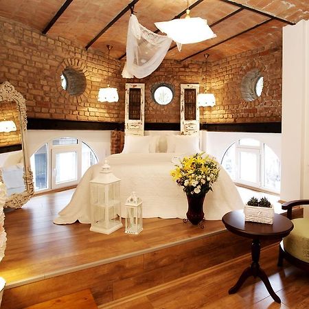 The White Swan Suites Beyoglu Стамбул Номер фото
