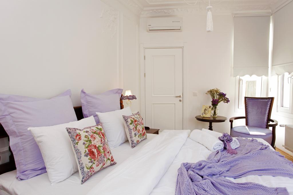 The White Swan Suites Beyoglu Стамбул Номер фото