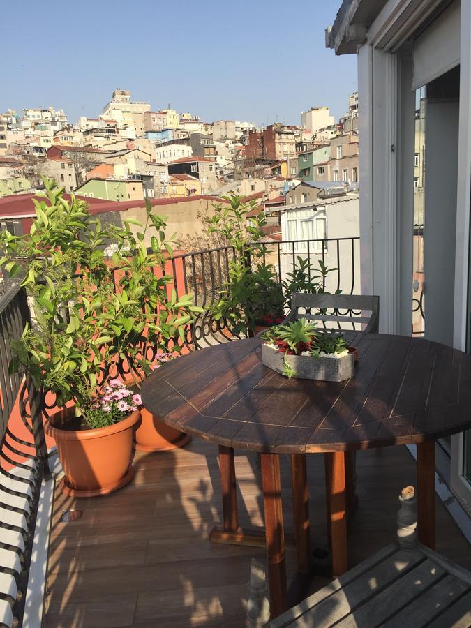 The White Swan Suites Beyoglu Стамбул Экстерьер фото