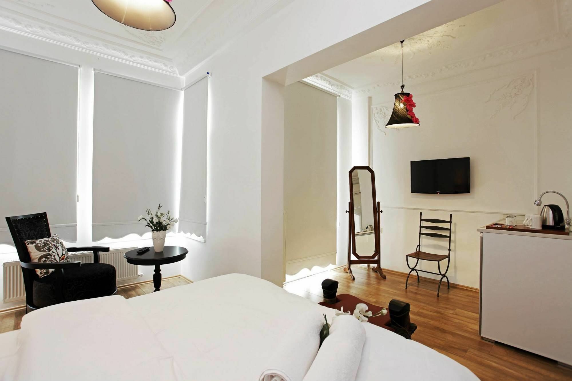 The White Swan Suites Beyoglu Стамбул Экстерьер фото